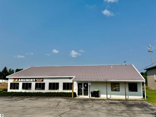 1788 S M 37, Traverse City, MI, 49685-8743 | Card Image