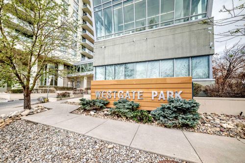 1905-99 Spruce Pl Sw, Calgary, AB, T3C3X7 | Card Image