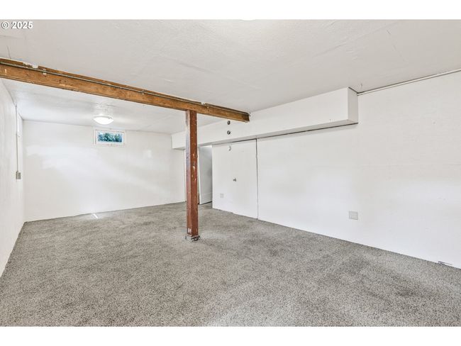 1391 W 5 Th Ave, House other with 3 bedrooms, 1 bathrooms and 1 parking in Eugene OR | Image 20