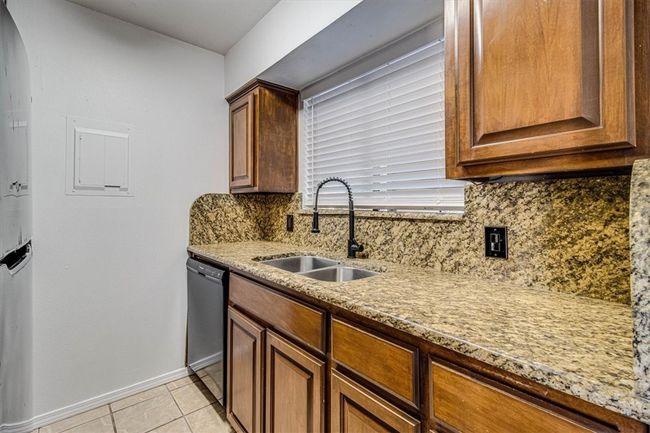 J - 7122 Premont Dr, Condo with 1 bedrooms, 1 bathrooms and 2 parking in Corpus Christi TX | Image 18
