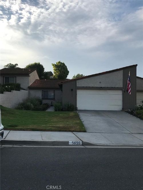 5655 Falling Leaf Ln, Jurupa Valley, CA, 92509-7305 | Card Image