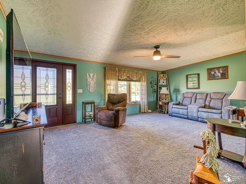 12345 W Dunbar Rd, Dundee, MI, 48131-9711 | Card Image