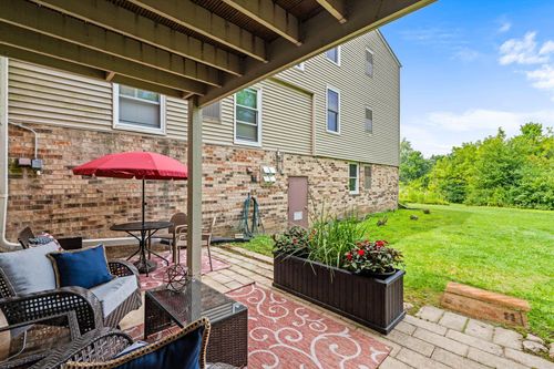 11416680 Crown Dr, Germantown, WI, 53022-3293 | Card Image