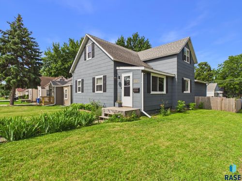 501 S Hawthorne Ave, Sioux Falls, SD, 57104-4010 | Card Image