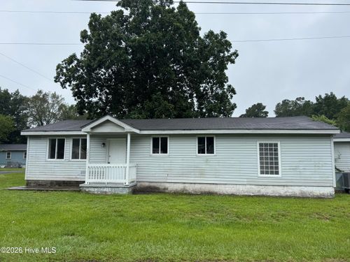 2201 Chestnut Ave, New Bern, NC, 28562-6109 | Card Image