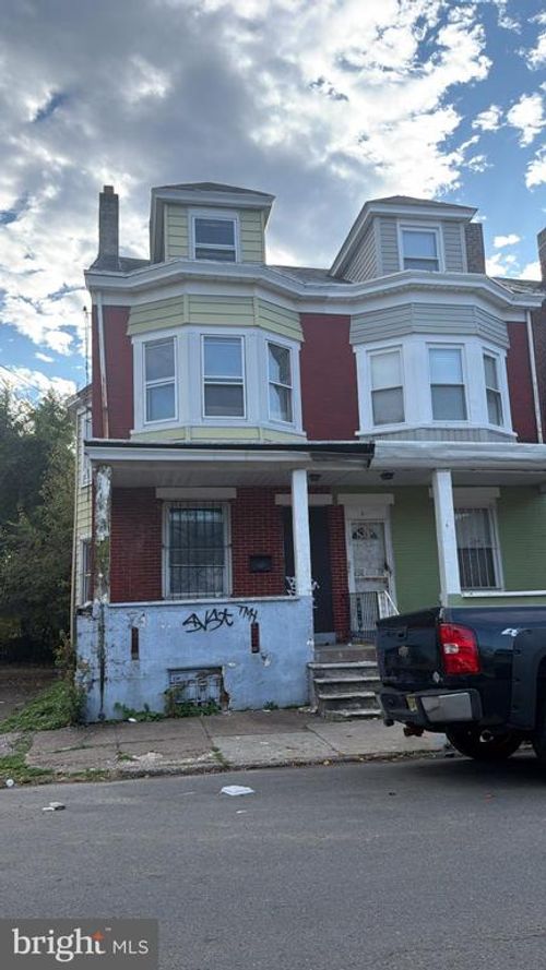 19 Wayne Ave, Trenton, NJ, 08618-3733 | Card Image