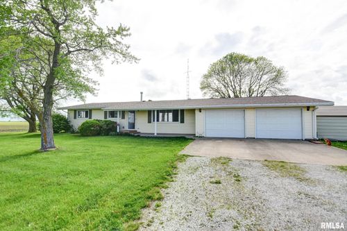 2247 N 1900 East Rd, Stonington, IL, 62567-5316 | Card Image