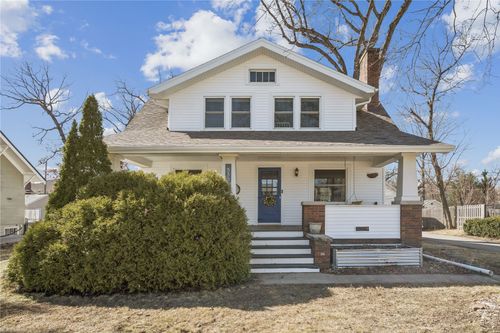 535 Forest Drive Se, Cedar Rapids, IA, 52403 | Card Image