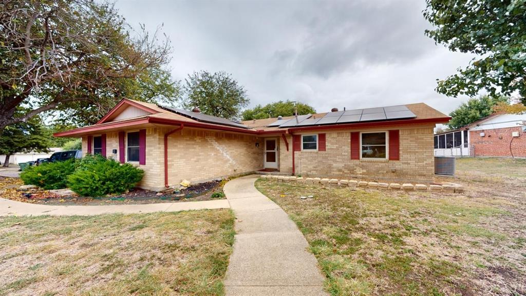 Mars Dr, Garland, TX 75040
