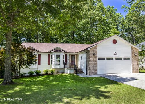 247 Lakeview Dr, Crossville, TN, 38558-7049 | Card Image