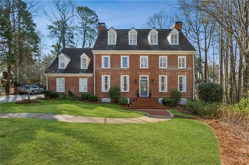 985 Club Commons Cir Ne, Brookhaven, GA, 30319-2864 | Card Image