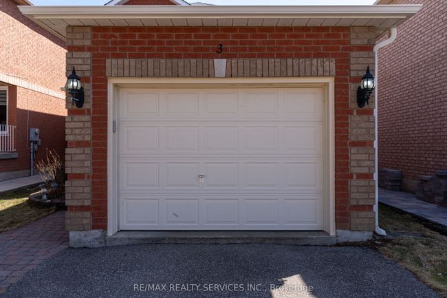 3 White Tail Cres, House other with 3 bedrooms, 2 bathrooms and 1 parking in Brampton ON | Image 4