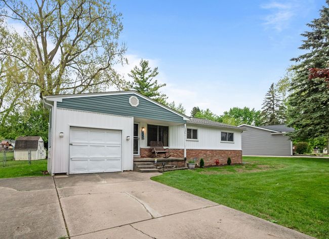 1837 Henbert Rd, House other with 4 bedrooms, 2 bathrooms and null parking in West Bloomfield MI | Image 20