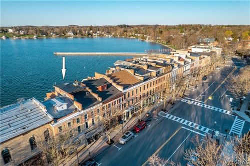 58 E Genesee St, Skaneateles, NY, 13152-1392 | Card Image