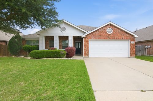 820 Forest Heights Dr, Crowley, TX, 76036-4153 | Card Image