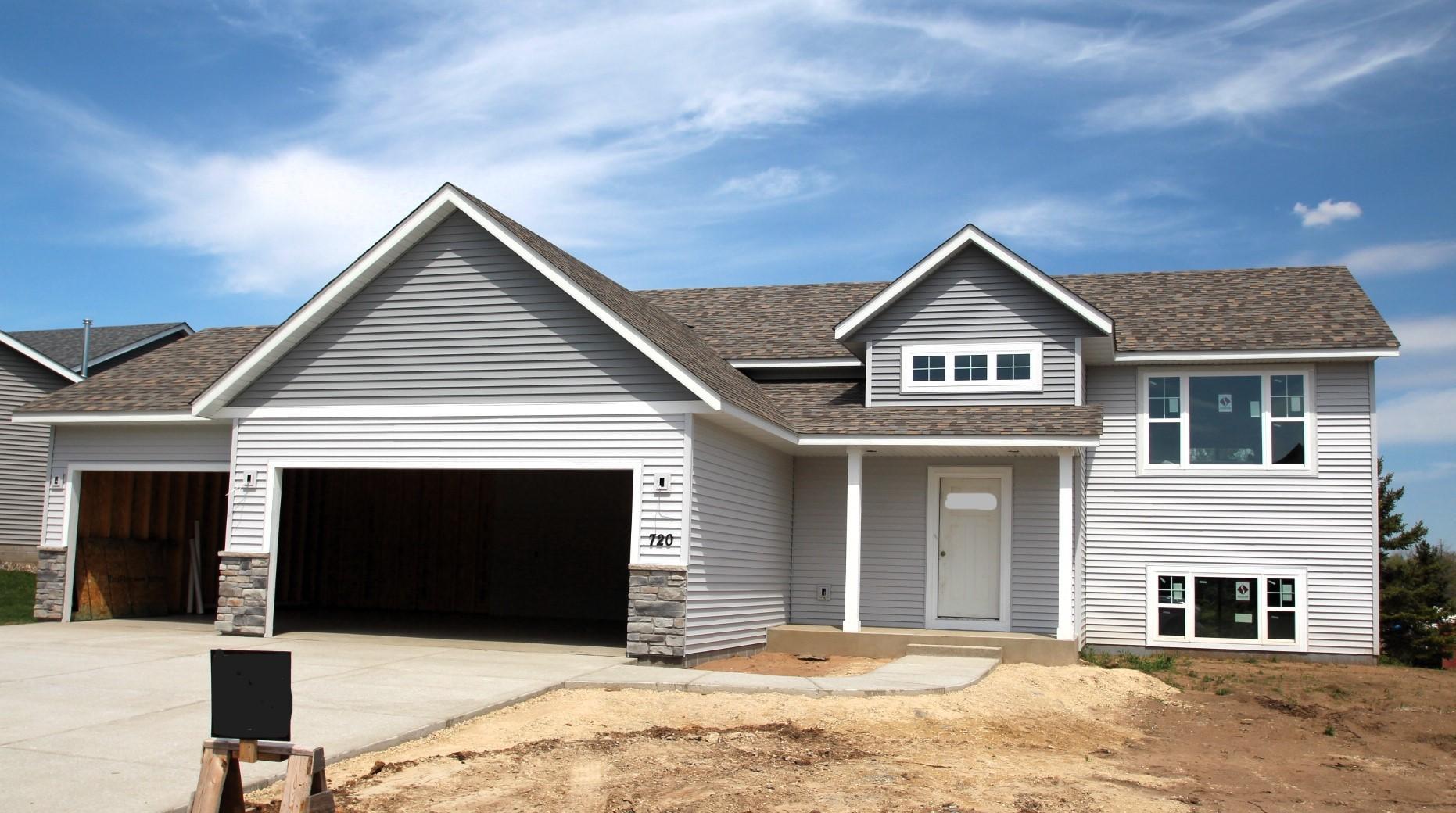 Marie Ct, Hastings, MN 55033