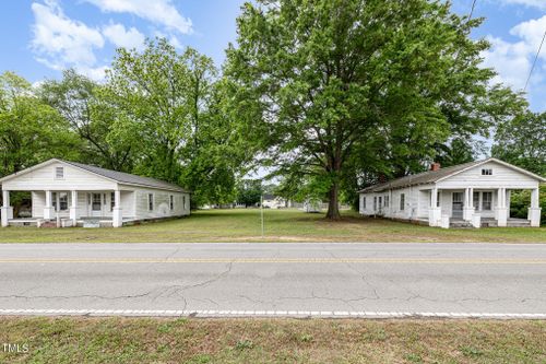 209 E Pine St, Pine Level, NC, 27568-9217 | Card Image