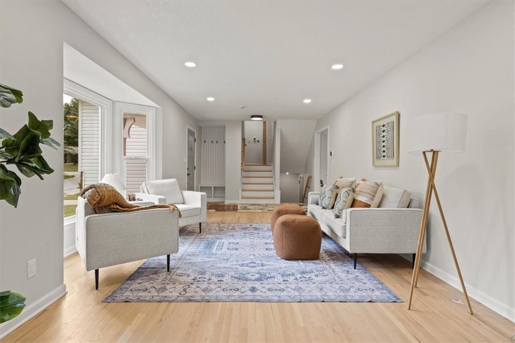 115th St, Kansas City, MO 64114