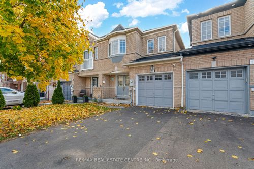 102 Charcoal Way, Brampton, ON, L6Y5R9 | Card Image