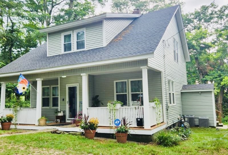 Homestead St, Fall River, MA 02720