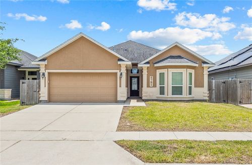 5721 Bella Di Giorno Dr, Corpus Christi, TX, 78414-4447 | Card Image
