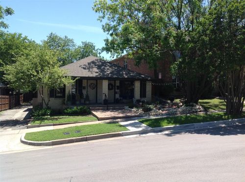 3951 Lafayette Ave, Fort Worth, TX, 76107-3918 | Card Image