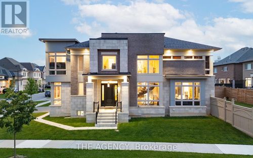 2 Lake Lenora Avenue, King (Nobleton), ON, L7P0P7 | Card Image