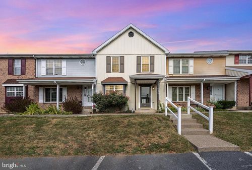 5434 Autumn Dr, HARRISBURG, PA, 17111-3758 | Card Image