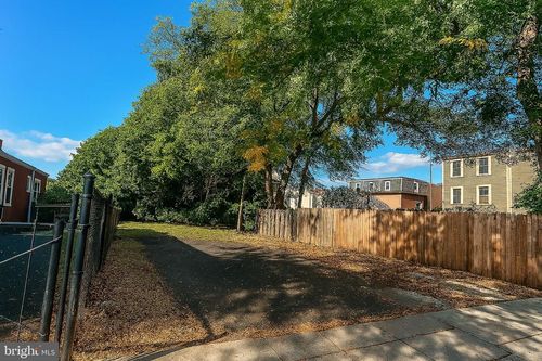 449 S 6th St, CAMDEN, NJ, 08103-1336 | Card Image