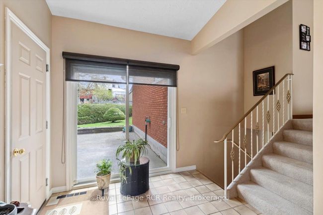 371 4 Th Ave, House other with 4 bedrooms, 2 bathrooms and 6 parking in Hanover ON | Image 5
