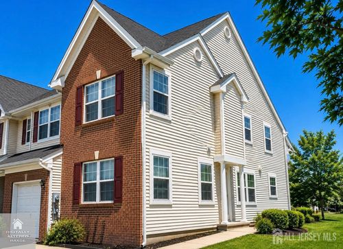 216 Alder Ct, New Brunswick, NJ, 08901-2367 | Card Image