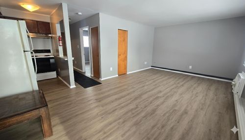 46169 Jefferson Avenue, Chesterfield, MI, 48047 | Card Image