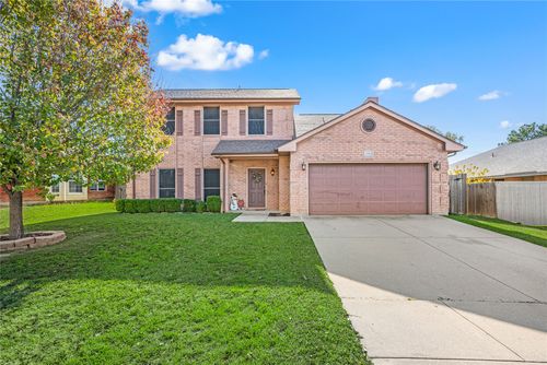 3904 Berrybush Ln, Fort Worth, TX, 76137-6006 | Card Image