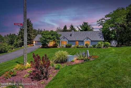 519 Highland Ave, Clarks Summit, PA, 18411 | Card Image