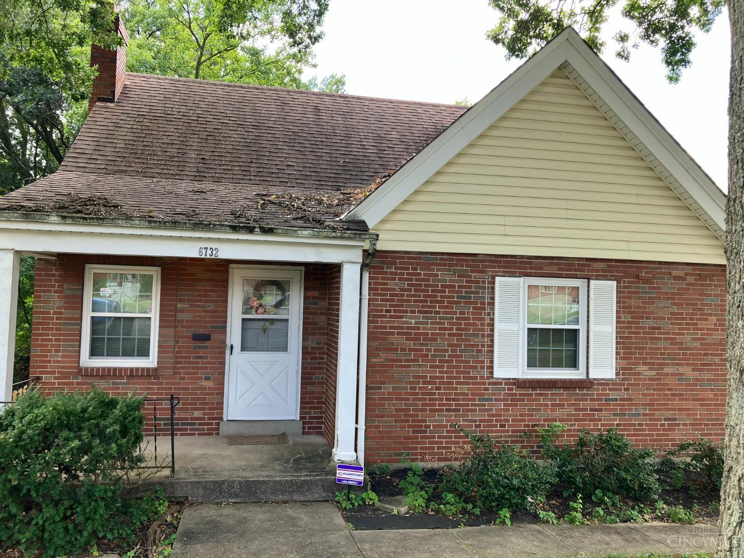 Hampton Dr, Cincinnati, OH 45236