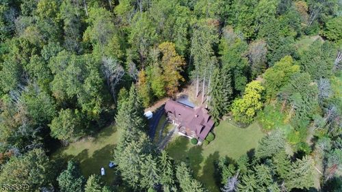 211 Millbrook Rd, Hardwick, NJ, 07825-9657 | Card Image