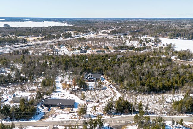 16 Lake Forest Dr, House other with 3 bedrooms, 3 bathrooms and 4 parking in McDougall ON | Image 18