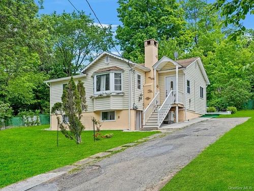 7 Crestwood Trl, Monroe, NY, 10950-6839 | Card Image