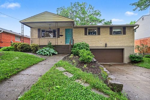 661 Heavenly Ln, Cincinnati, OH, 45238-4851 | Card Image