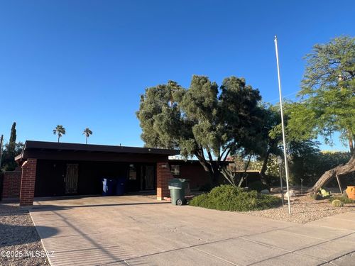 1002 S Seco Pl, Tucson, AZ, 85710-6258 | Card Image