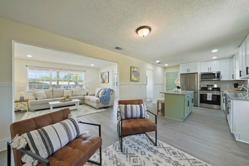 15 Lakeview Dr, Mary Esther, FL, 32569-1440 | Card Image