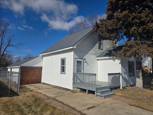 4311 E Wonder Lake Rd, Wonder Lake, IL, 60097-8707 | Card Image