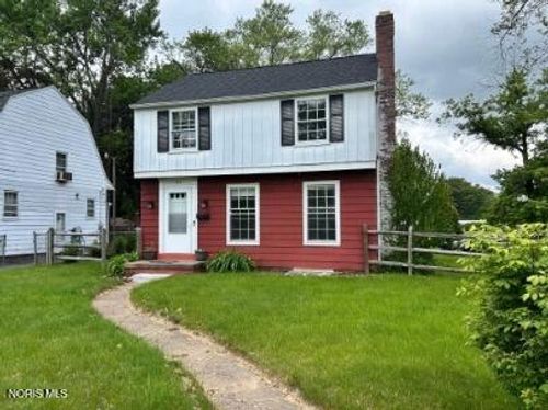 1027 Secor Rd, Toledo, OH, 43607-2764 | Card Image