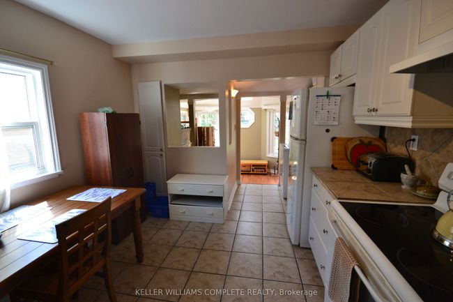 25 Chatham St, House other with 3 bedrooms, 2 bathrooms and 1 parking in Hamilton ON | Image 15