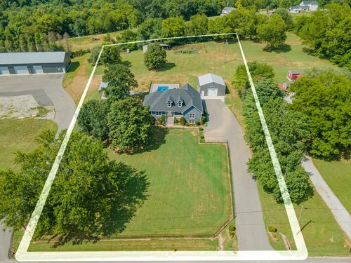 1056 S Cross Bridges Rd, Mount Pleasant, TN, 38474-2926 | Card Image