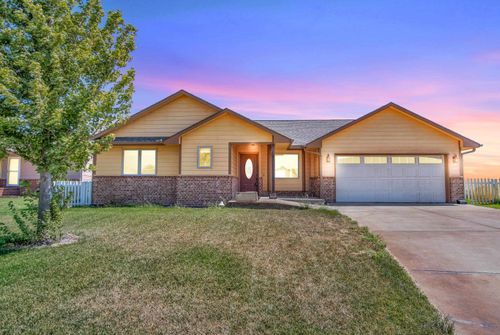 1436 Main St, Halstead, KS, 67056-2047 | Card Image