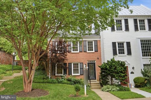 6740 Towne Lane Rd, MCLEAN, VA, 22101-2932 | Card Image