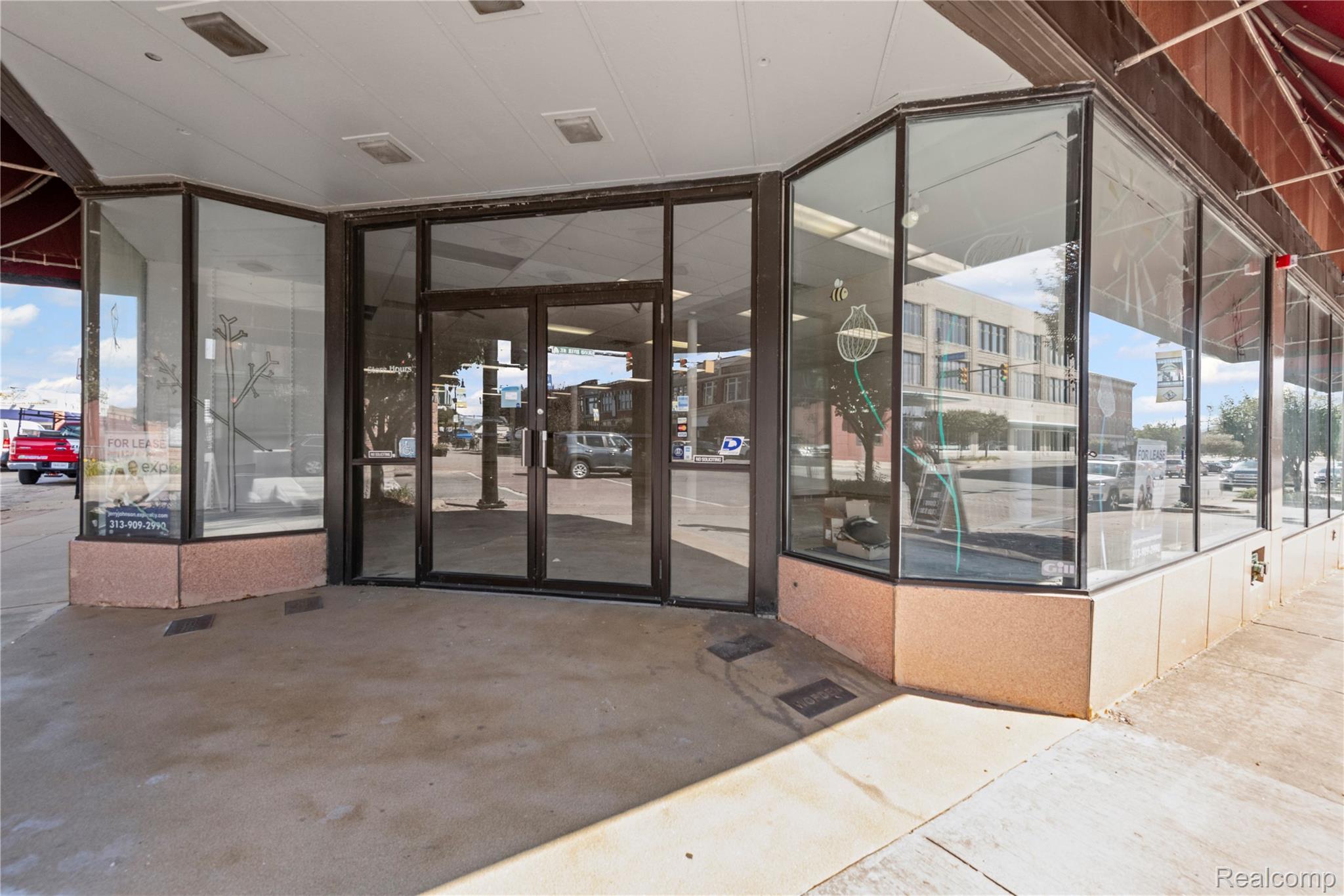 Commercial Lease in Port Huron 2