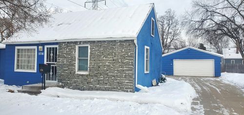 5716 James Ave N, Brooklyn Center, MN, 55430-2646 | Card Image