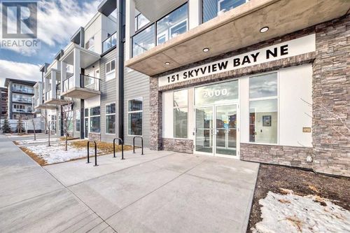 151 Skyview Bay Ne, Calgary, AB, T3N1E8 | Card Image